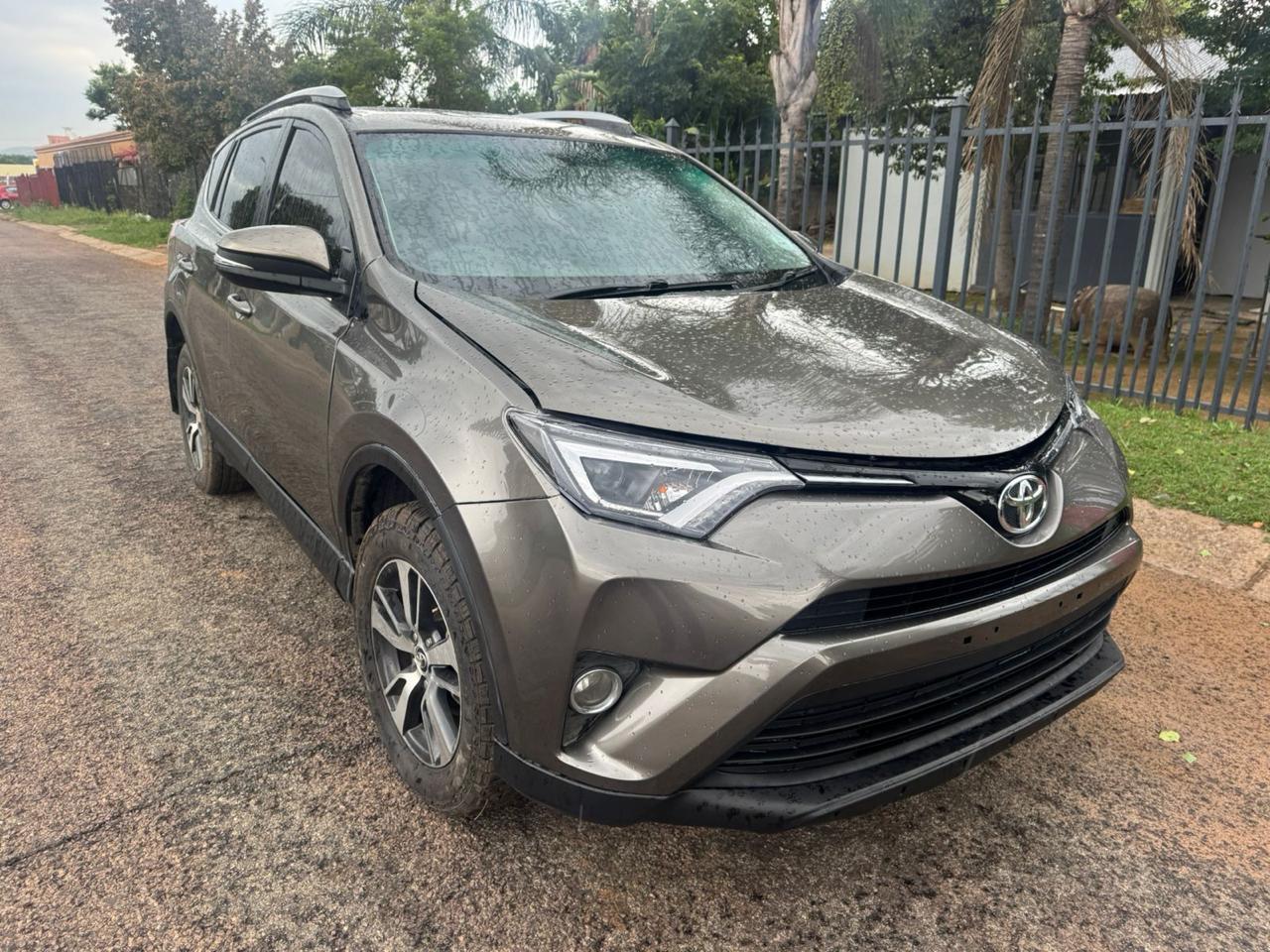 2017 Toyota RAV4 2.0 GX – Image 1