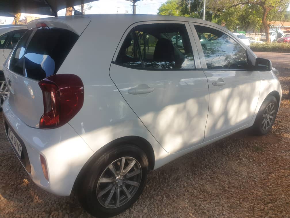 2017 Kia Picanto – Image 2