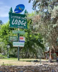 Whispering Pines Lodge – Image 4