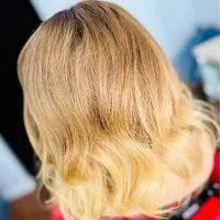 Chic Honey Blonde Bob Lace Wig – Image 3