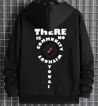 Sponsor hoodies and audience – Image 1