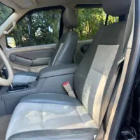 2006 Ford Explorer Eddie Bauer – Image 8