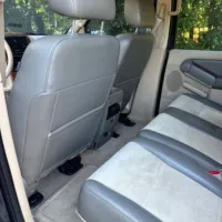 2006 Ford Explorer Eddie Bauer – Image 9