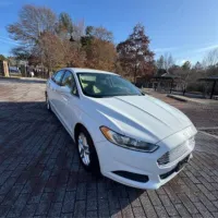 2013 Ford Fusion – Image 2