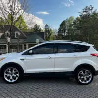2013 Ford Escape – Image 2