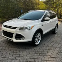 2013 Ford Escape – Image 1