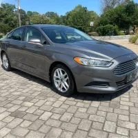 2013 Ford Fusion – Image 1