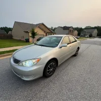 2005 Toyota Camry – Image 1
