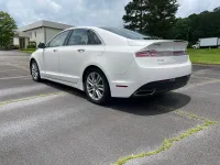 2014 Lincoln MKZ Hybrid  – Image 4