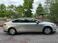 2013 Ford Fusion S – Image 11