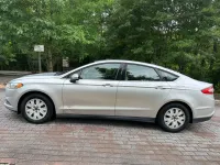 2013 Ford Fusion S – Image 7
