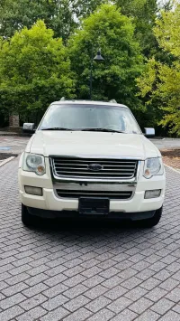 2007 Ford Explorer – Image 3