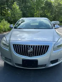 2011 Buick Regal – Image 10