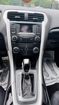 2013 Ford Fusion SE – Image 14
