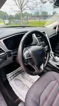 2013 Ford Fusion SE – Image 16