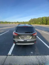 2014 Ford Escape – Image 10