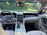 2011 Ford Taurus SEL – Image 10