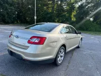 2011 Ford Taurus SEL – Image 13