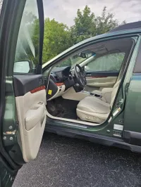 2012 Subaru Outback – Image 5