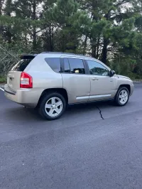 2010 Jeep Compass Latitude – Image 9