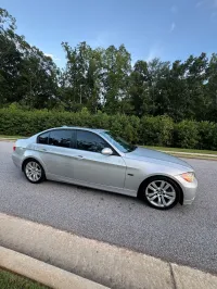 2006 BMW 3-Series – Image 5