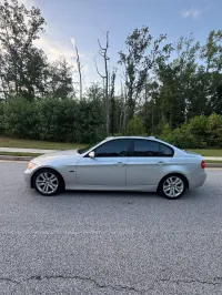 2006 BMW 3-Series – Image 4