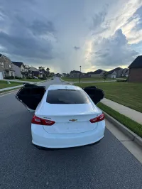 2016 Chevrolet Malibu LT – Image 12