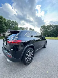 2021 Mercedes‑Benz GLA 250 – Image 3