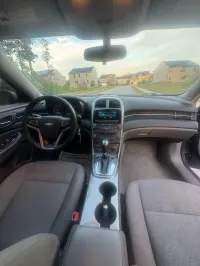 2013 Chevrolet Malibu – Image 17