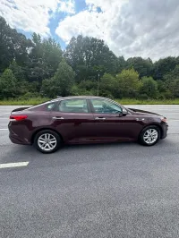 2016 Kia Optima – Image 4