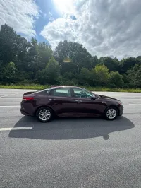 2016 Kia Optima – Image 6