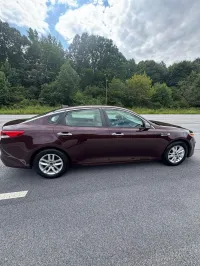 2016 Kia Optima – Image 3