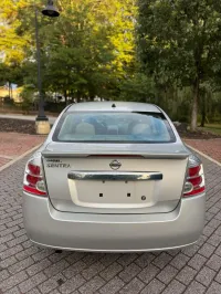 2011 Nissan Sentra – Image 15