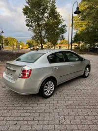 2011 Nissan Sentra – Image 11
