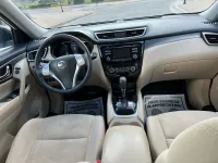 2016 Nissan Rogue – Image 10