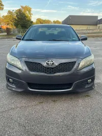 2010 Toyota Camry – Image 1