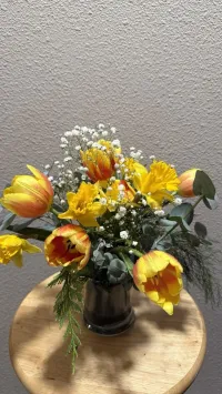 Adi's Fresh Flower Arrangements – Image 2