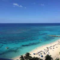 Doctor's Cave Beach – Image 1