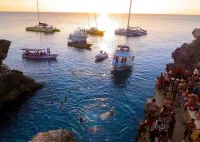 Rick's Cafe and 7 Mile Beach from Montego Bay – Image 3
