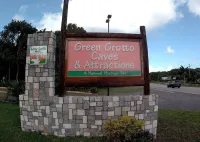 Green grotto cave tour – Image 3