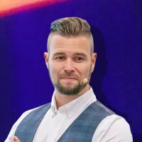 blog author image