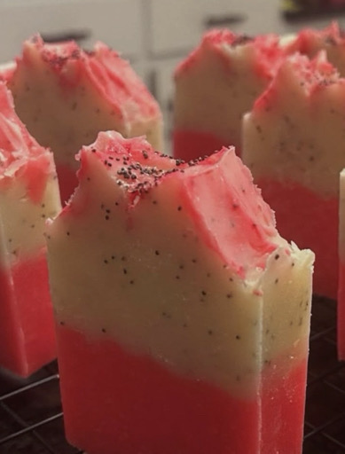 Dragonfruit Hibiscus Soap Bar – Image 1