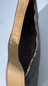 LV Louis Vuitton Mogogram canvas slouchy mm – Image 4