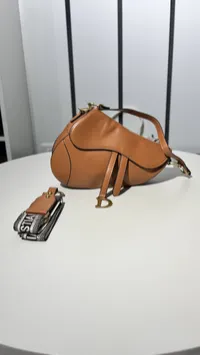 Dior Saddle Bag – Image 1