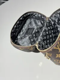 Louis Vuitton Vanity Chain pouch  – Image 5