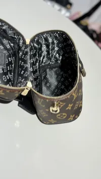 Louis Vuitton Vanity Chain pouch  – Image 9