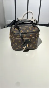 Louis Vuitton Vanity Chain pouch  – Image 3