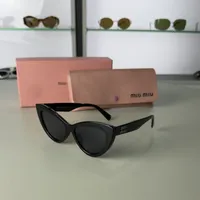 Miu Miu - Black Frame Cat eye  – Image 7
