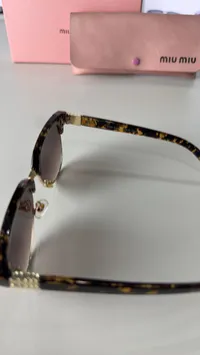Miu Miu Unisex – Image 3