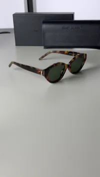 YSL - Sunglasses – Image 4
